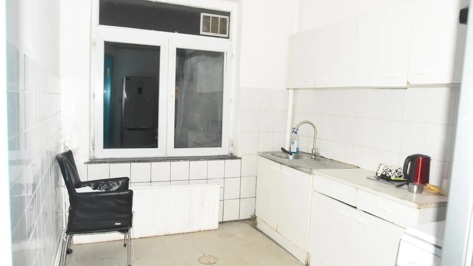 Apartman Hebergement Confort Gare De L'Ouest, Troisiemes Etages Brüsszel