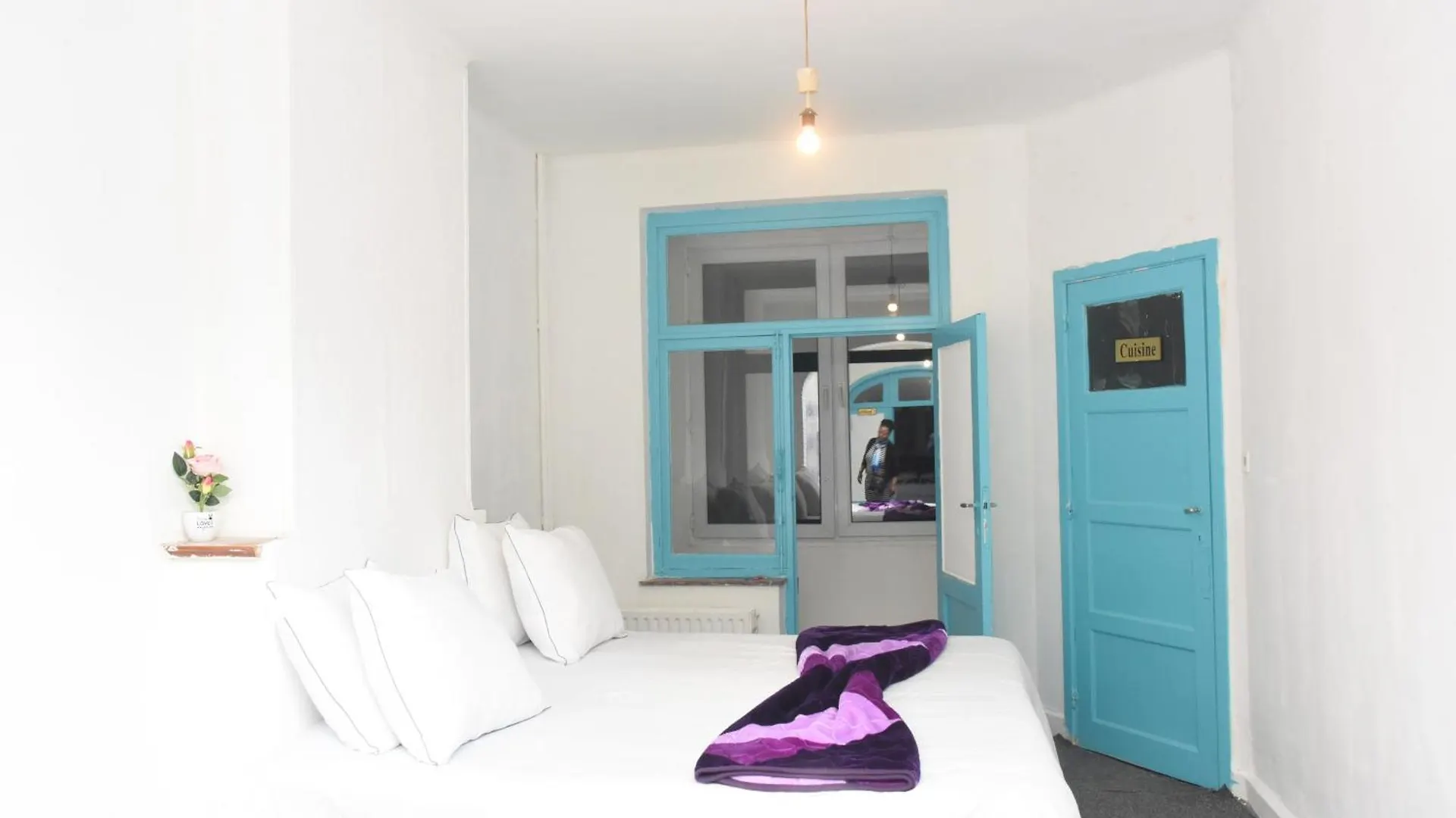 Apartman Hebergement Confort Gare De L'Ouest, Troisiemes Etages Brüsszel Belgium