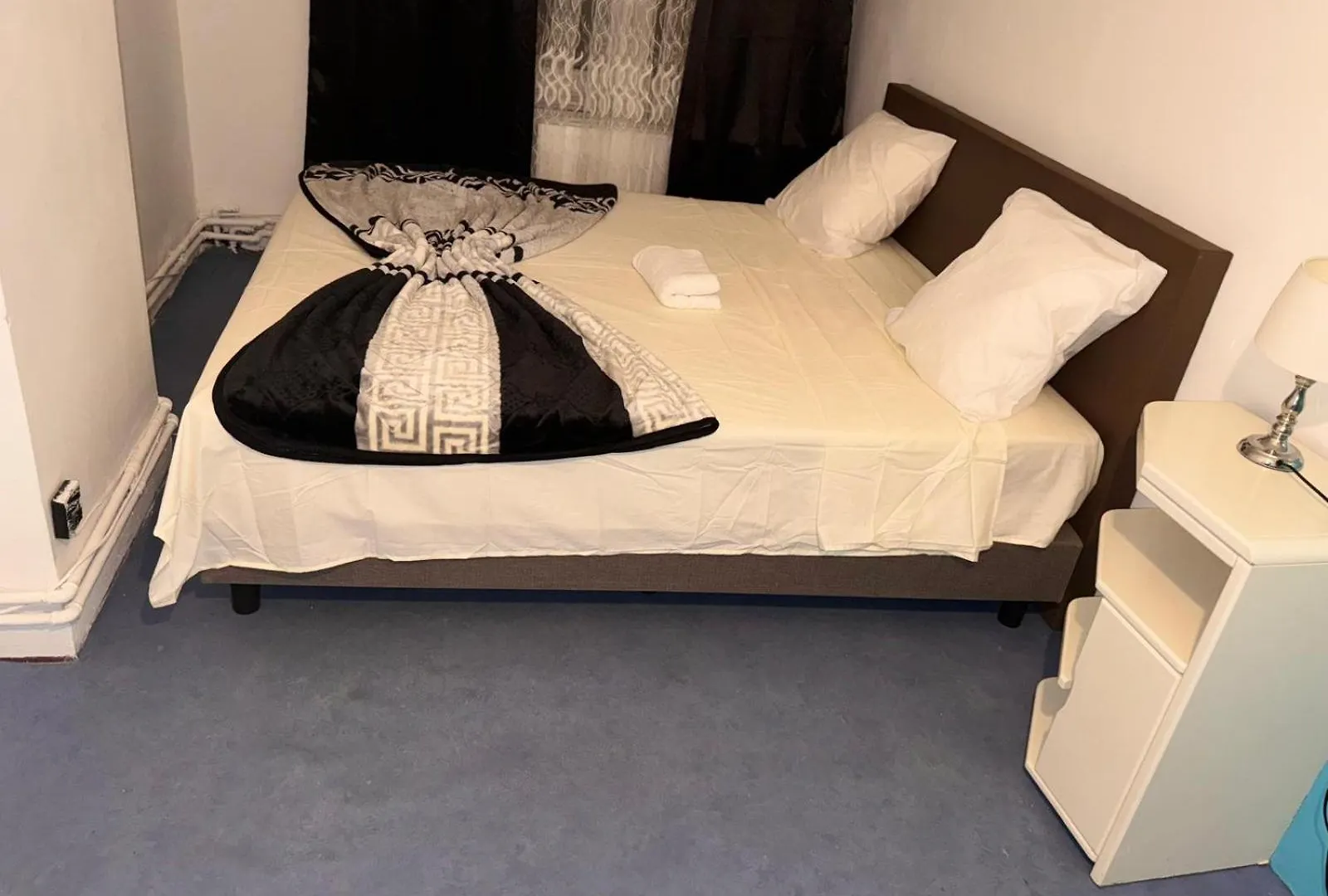 Apartman Hebergement Confort Gare De L'Ouest, Troisiemes Etages Brüsszel Belgium